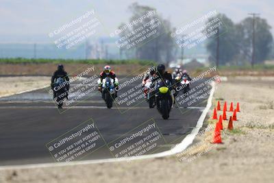 media/Jun-07-2025-TrackDaz (Sat) [[4413525952]]/B Group/220pm (Turn 9)/